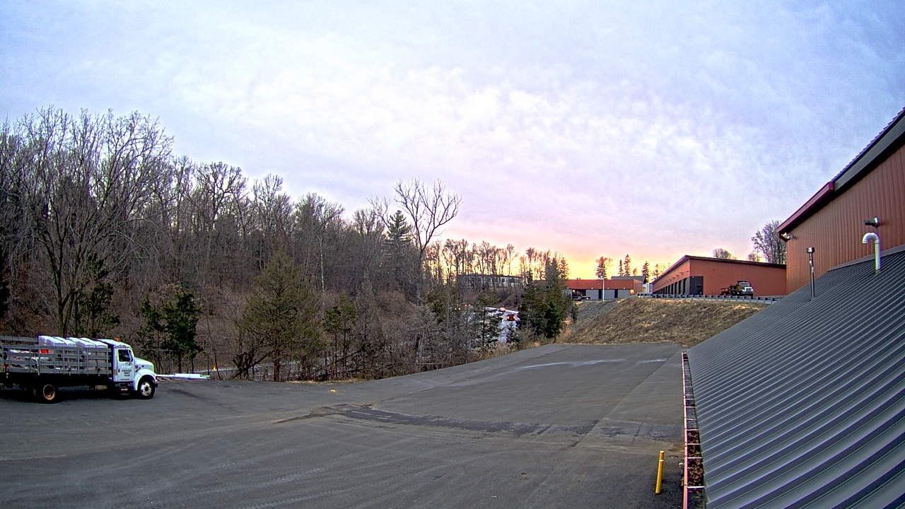 Thumbnail for current weather camera view from Rockland County Highway Garage in Nanuet, New York