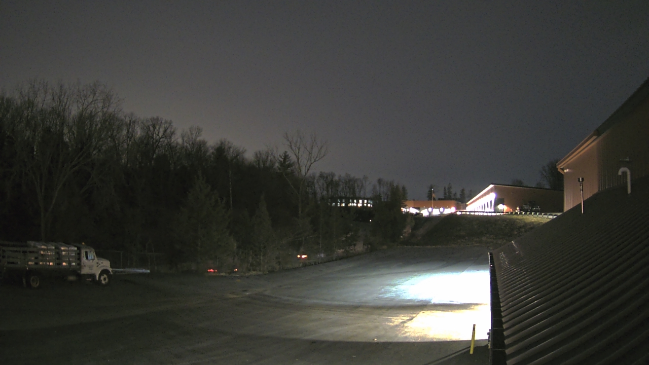 Thumbnail for current weather camera view from Rockland County Highway Garage in Nanuet, New York