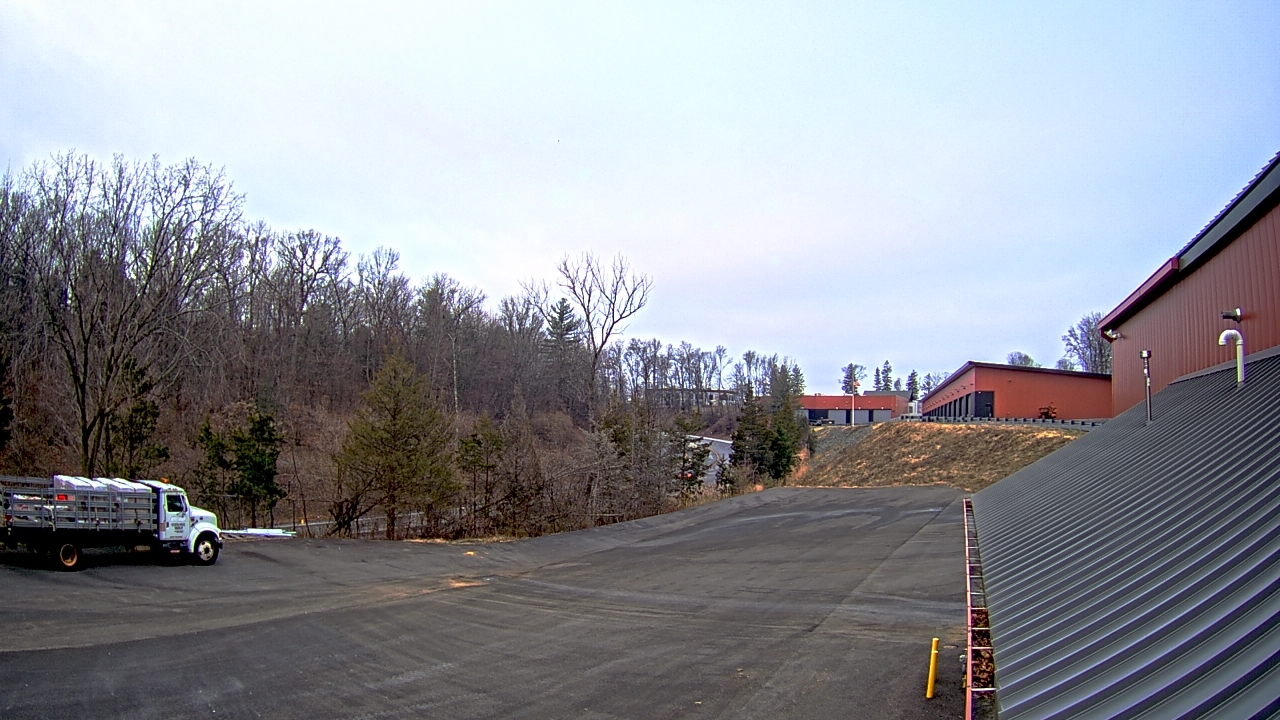 Thumbnail for current weather camera view from Rockland County Highway Garage in Nanuet, New York