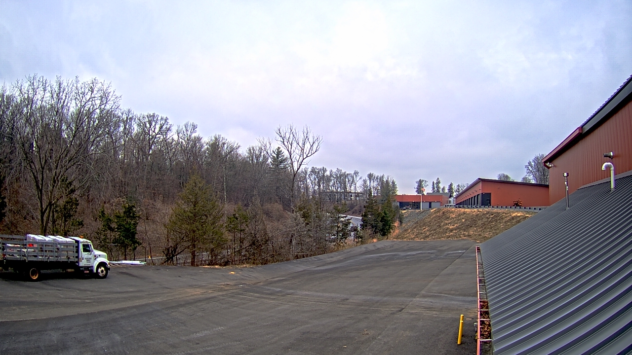 Thumbnail for current weather camera view from Rockland County Highway Garage in Nanuet, New York