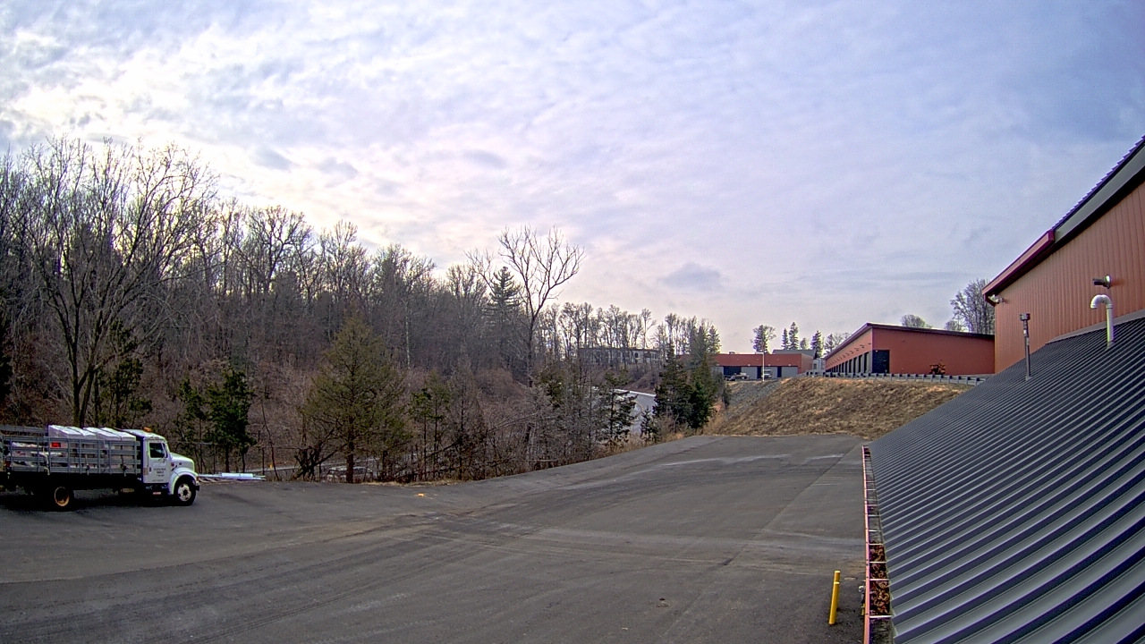 Thumbnail for current weather camera view from Rockland County Highway Garage in Nanuet, New York