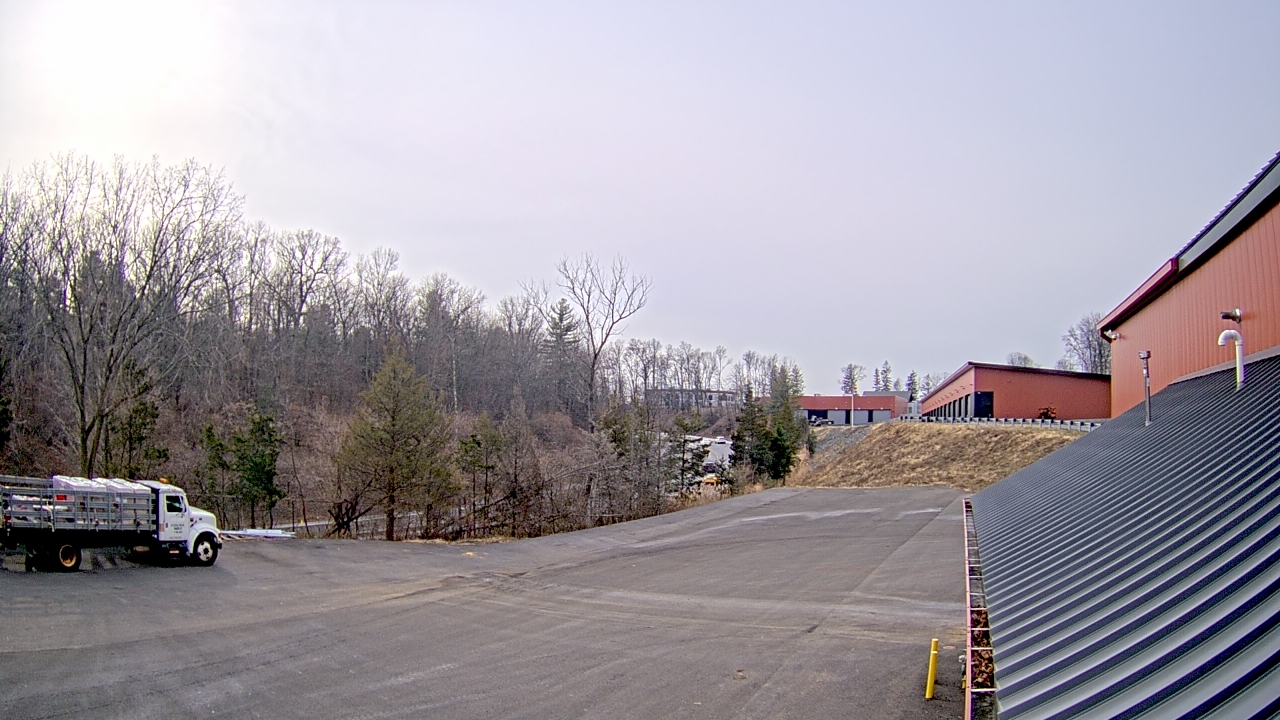 Thumbnail for current weather camera view from Rockland County Highway Garage in Nanuet, New York