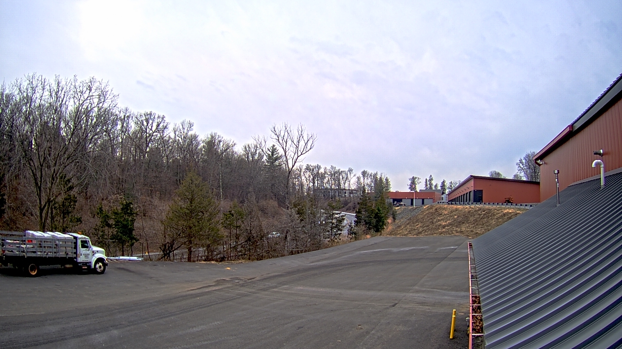 Thumbnail for current weather camera view from Rockland County Highway Garage in Nanuet, New York