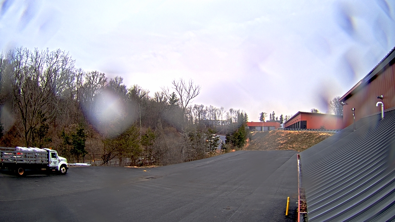 Thumbnail for current weather camera view from Rockland County Highway Garage in Nanuet, New York