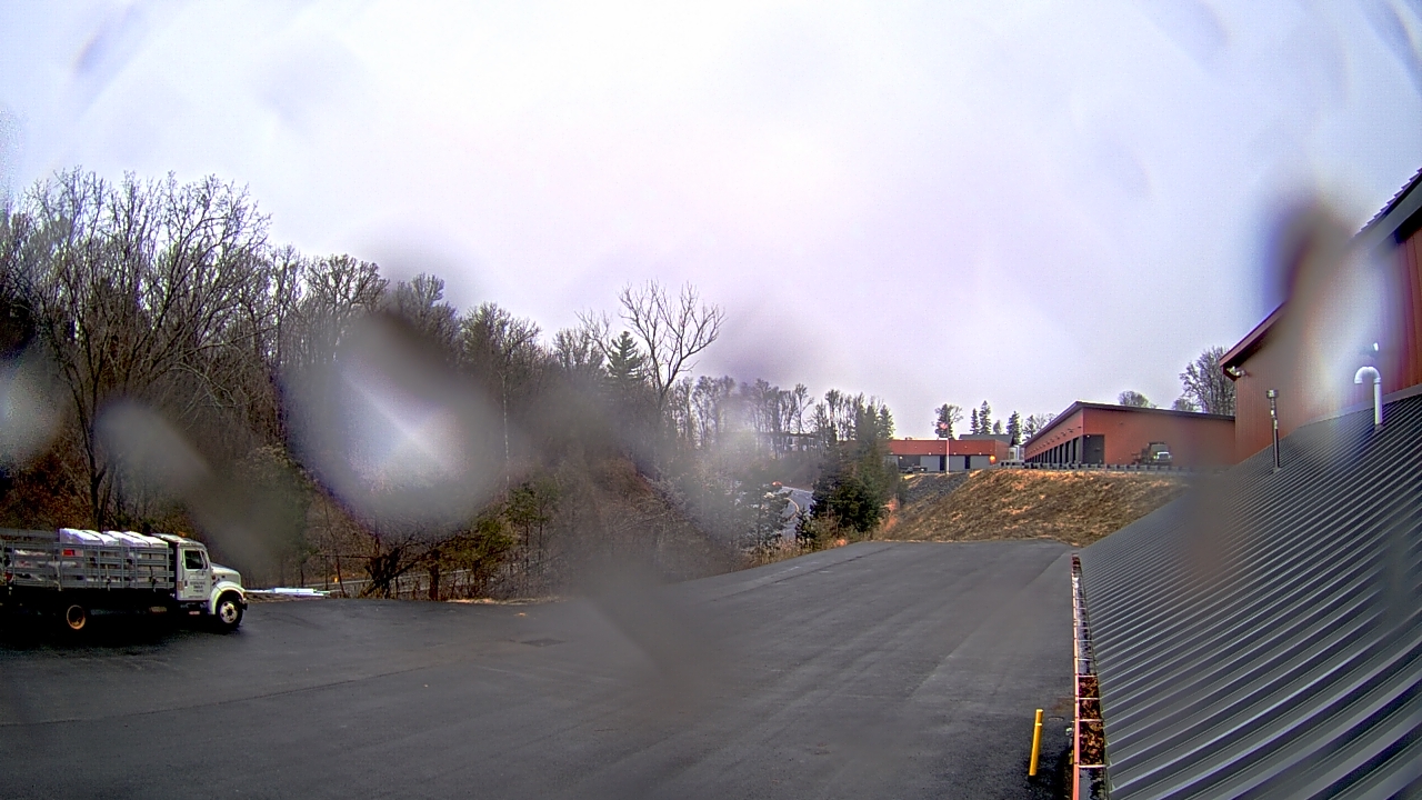 Thumbnail for current weather camera view from Rockland County Highway Garage in Nanuet, New York