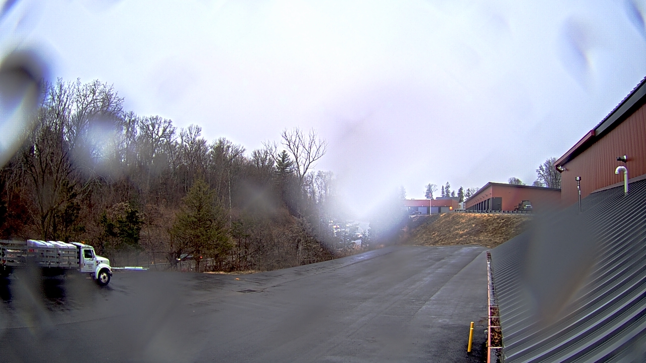 Thumbnail for current weather camera view from Rockland County Highway Garage in Nanuet, New York