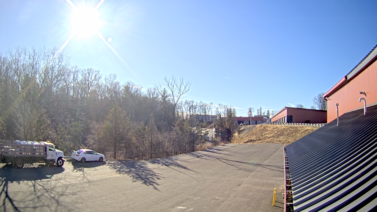 Thumbnail for current weather camera view from Rockland County Highway Garage in Nanuet, New York