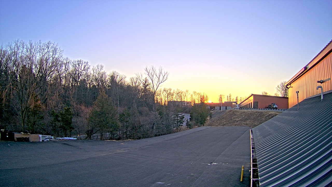 Thumbnail for current weather camera view from Rockland County Highway Garage in Nanuet, New York