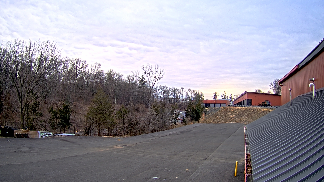 Thumbnail for current weather camera view from Rockland County Highway Garage in Nanuet, New York
