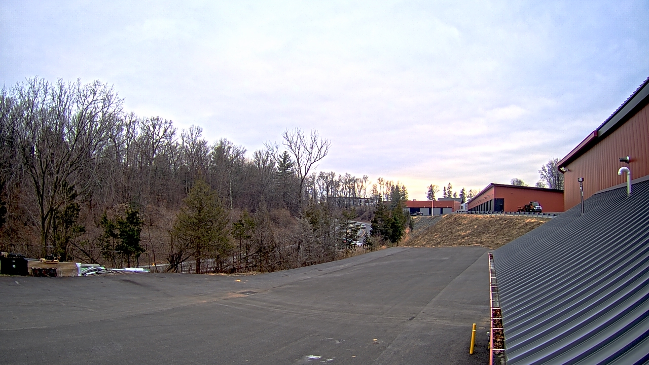 Thumbnail for current weather camera view from Rockland County Highway Garage in Nanuet, New York