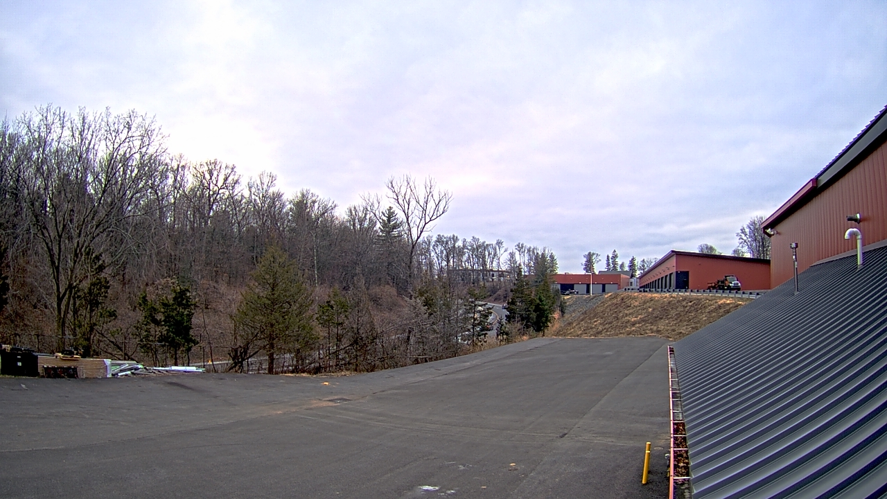 Thumbnail for current weather camera view from Rockland County Highway Garage in Nanuet, New York