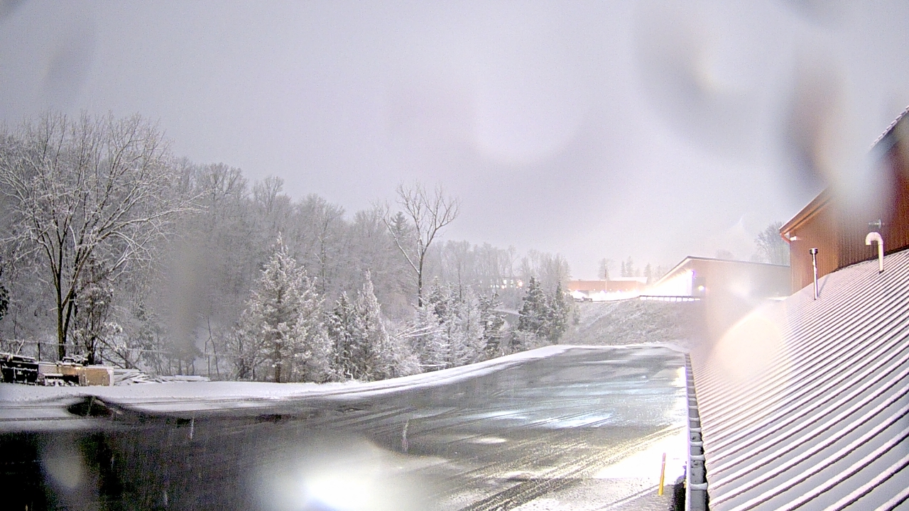 Thumbnail for current weather camera view from Rockland County Highway Garage in Nanuet, New York