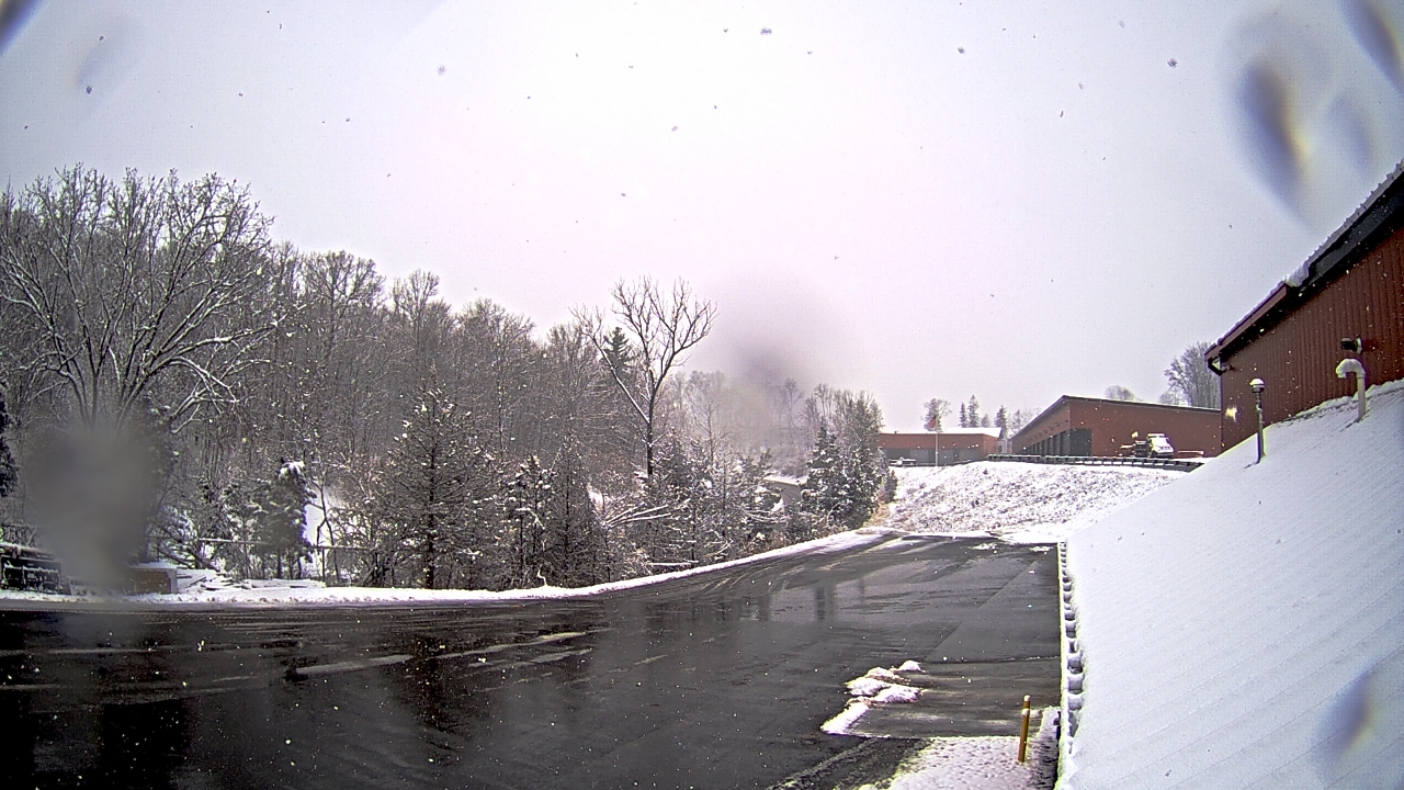 Thumbnail for current weather camera view from Rockland County Highway Garage in Nanuet, New York
