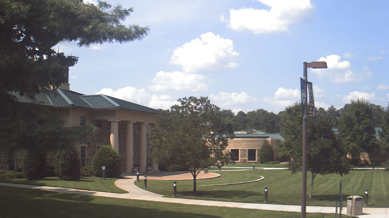 Thumbnail for current weather camera view from The Steward School in Henrico, Virginia