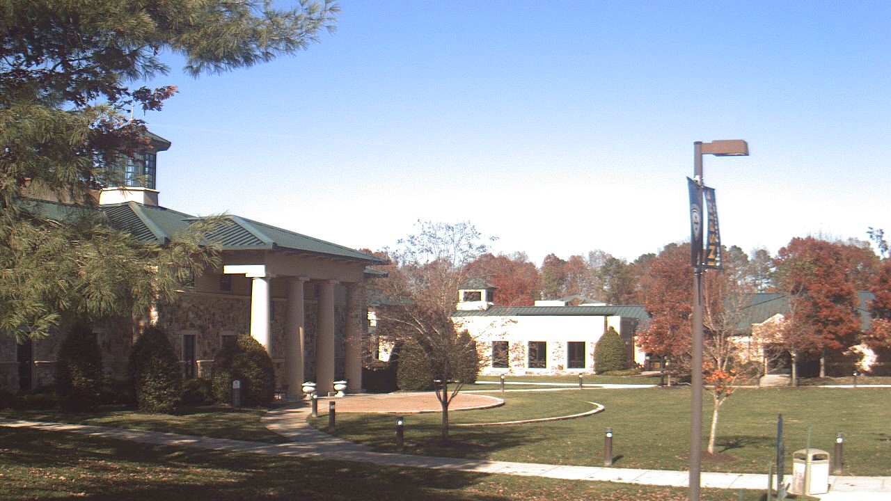 Thumbnail for current weather camera view from The Steward School in Henrico, Virginia