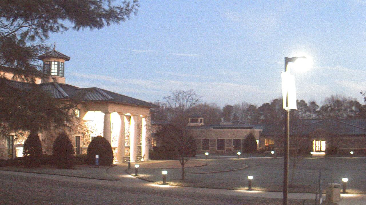 Thumbnail for current weather camera view from The Steward School in Henrico, Virginia