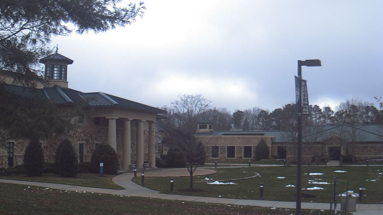 Thumbnail for current weather camera view from The Steward School in Henrico, Virginia