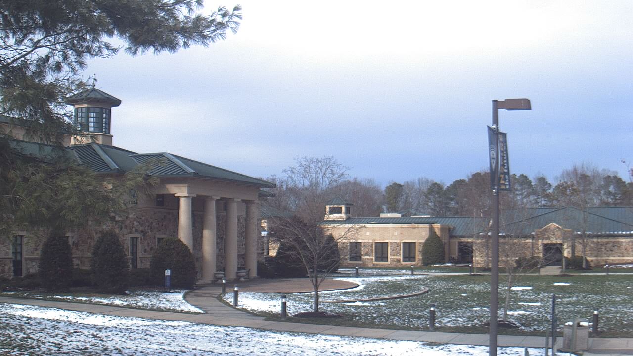 Thumbnail for current weather camera view from The Steward School in Henrico, Virginia