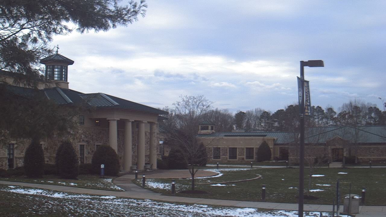 Thumbnail for current weather camera view from The Steward School in Henrico, Virginia