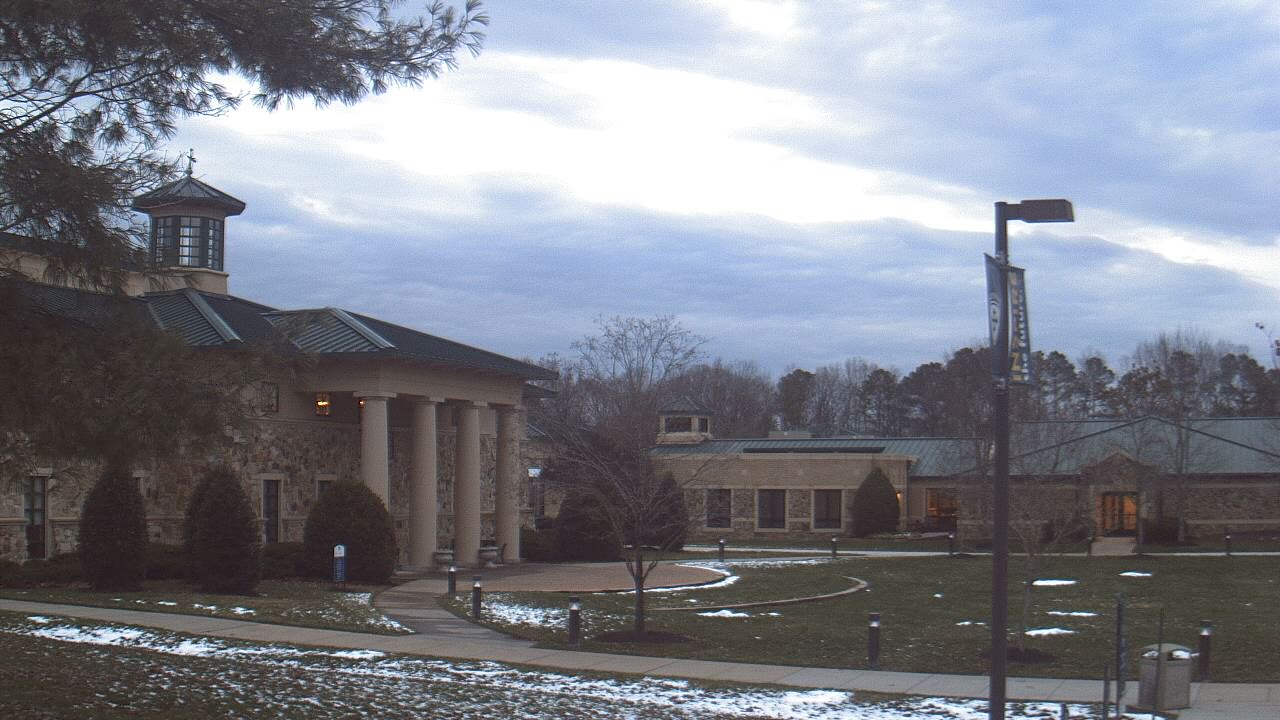 Thumbnail for current weather camera view from The Steward School in Henrico, Virginia