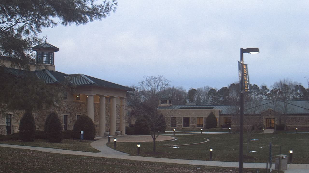 Thumbnail for current weather camera view from The Steward School in Henrico, Virginia