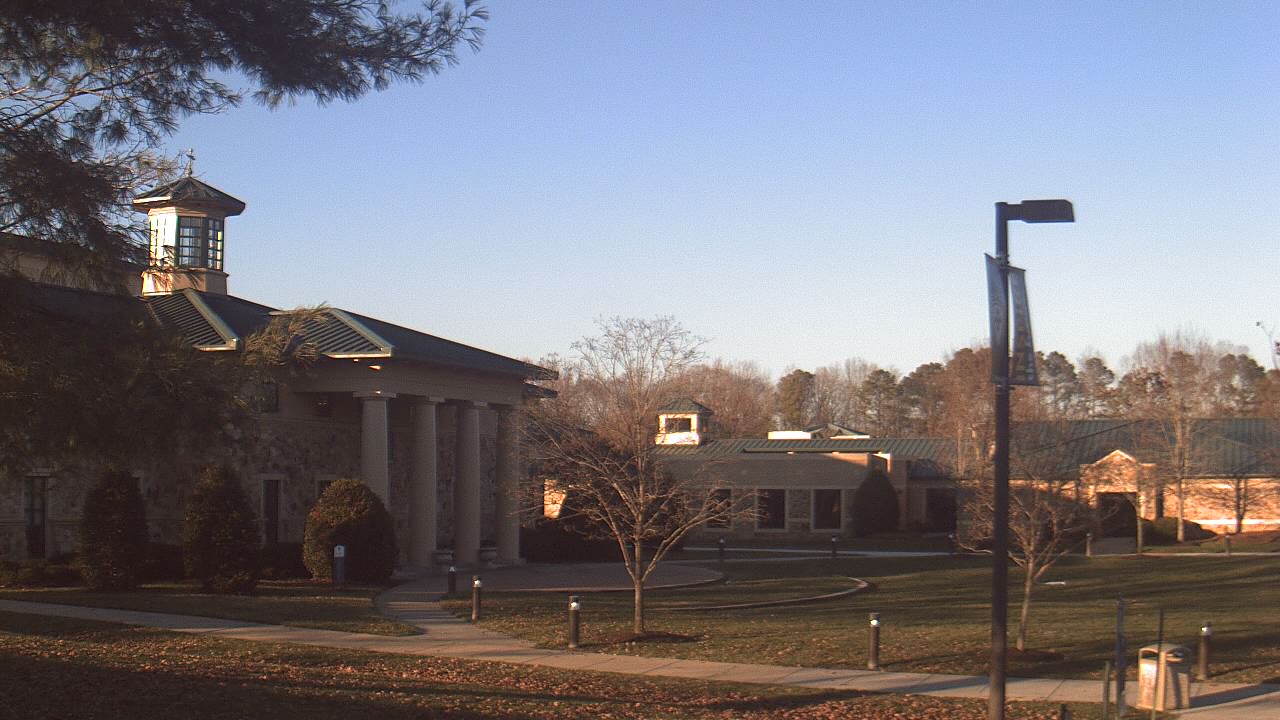 Thumbnail for current weather camera view from The Steward School in Henrico, Virginia