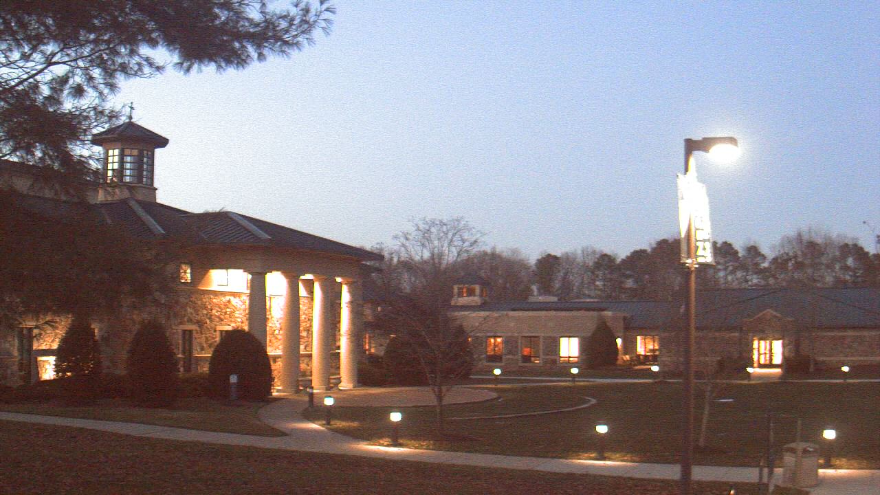 Thumbnail for current weather camera view from The Steward School in Henrico, Virginia