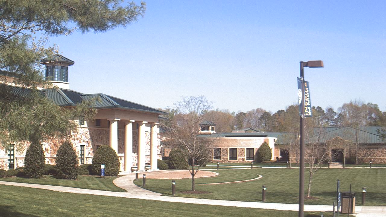 Thumbnail for current weather camera view from The Steward School in Henrico, Virginia