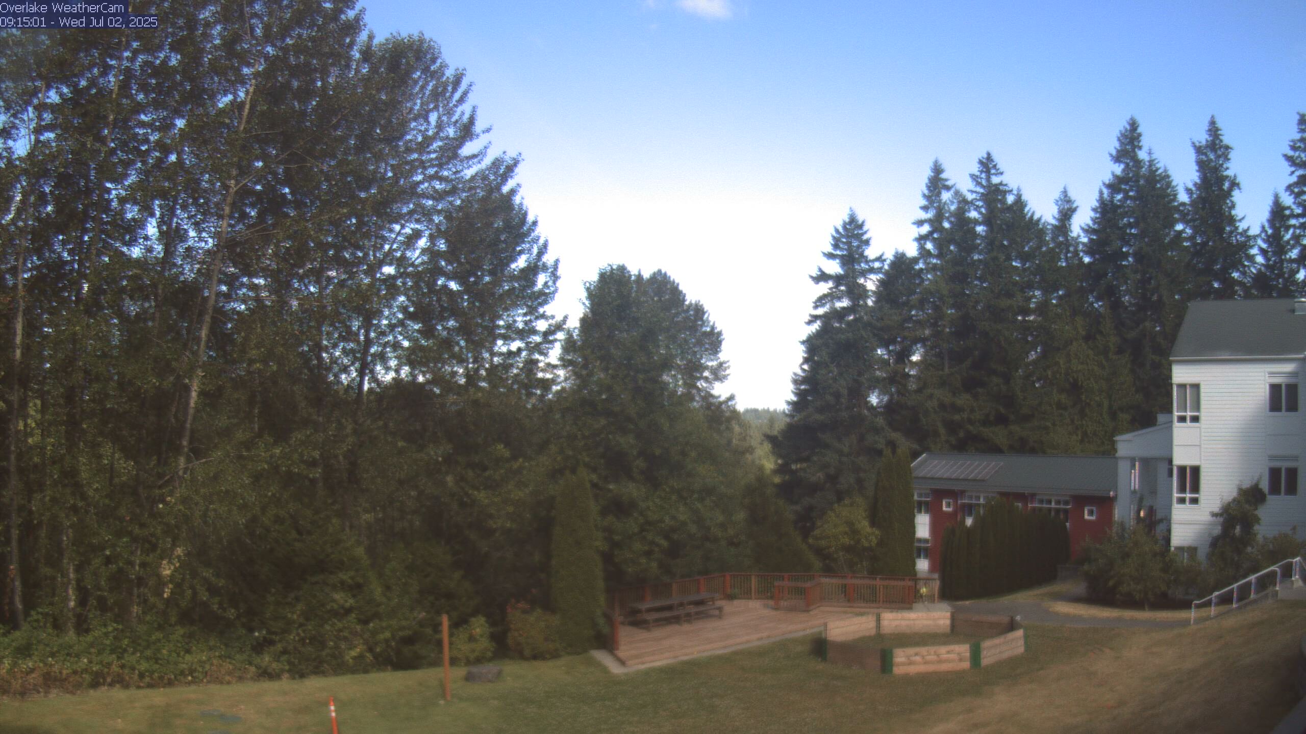 Thumbnail for current weather camera view from The Overlake School in Redmond, Washington