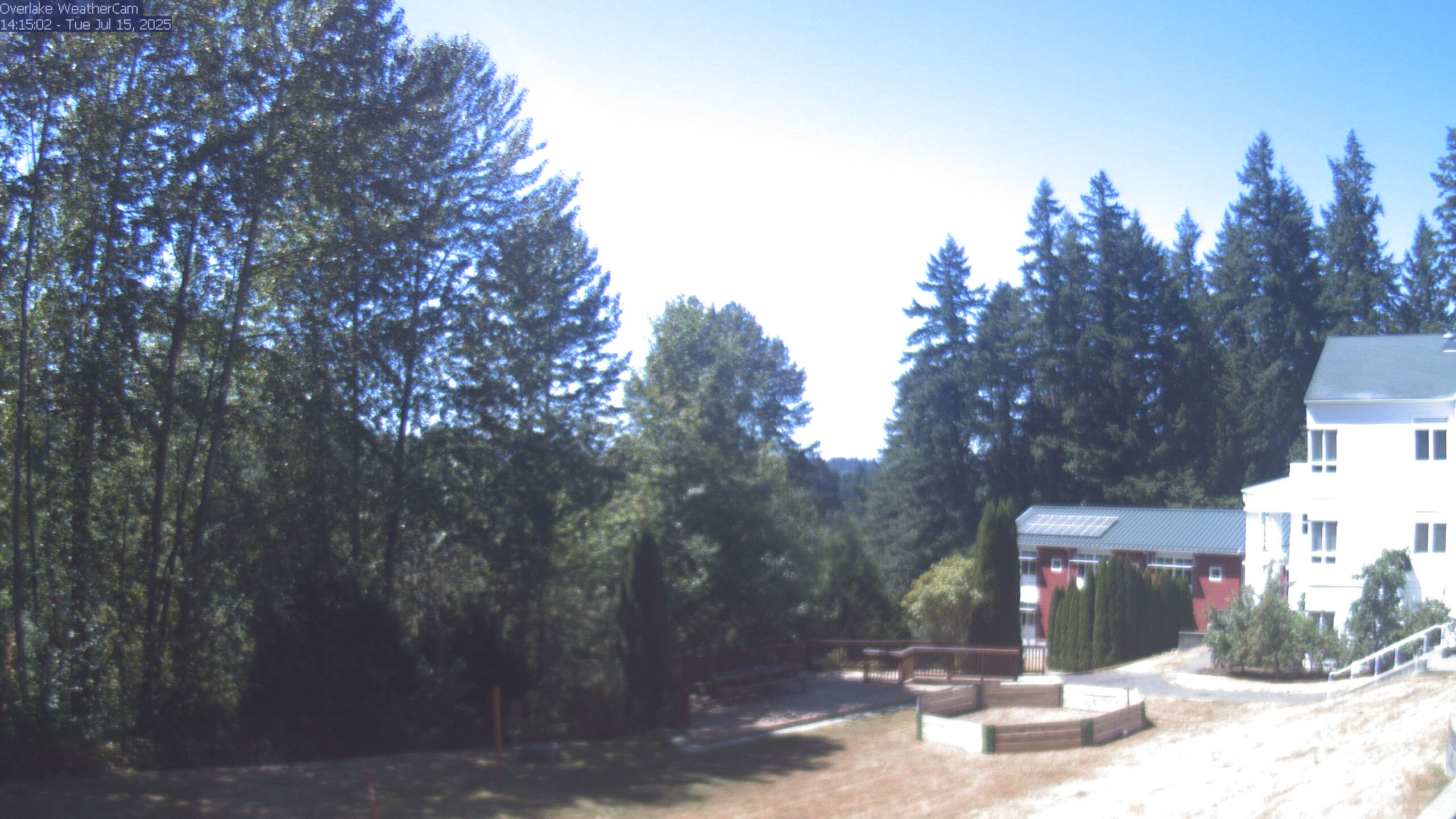 Thumbnail for current weather camera view from The Overlake School in Redmond, Washington