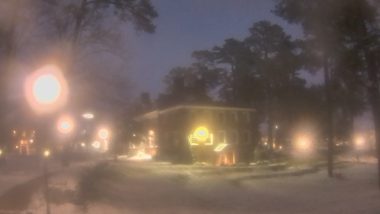 Thumbnail for current weather camera view from St. Christophers School in Richmond City, Virginia