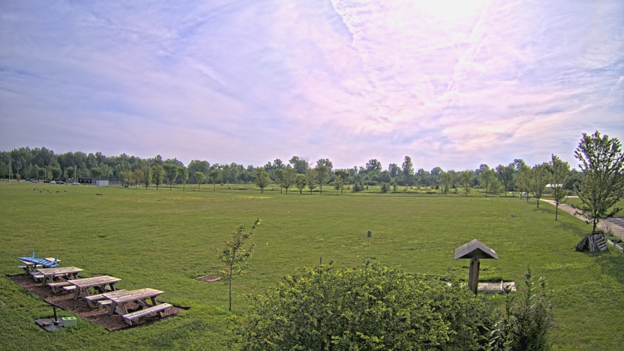 Thumbnail for current weather camera view from Summit Road STEM Elementary in Reynoldsburg, Ohio