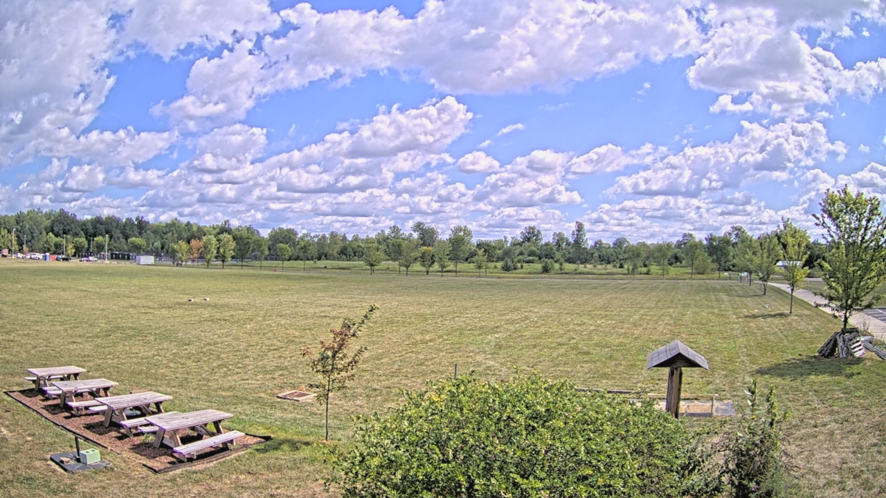 Thumbnail for current weather camera view from Summit Road STEM Elementary in Reynoldsburg, Ohio