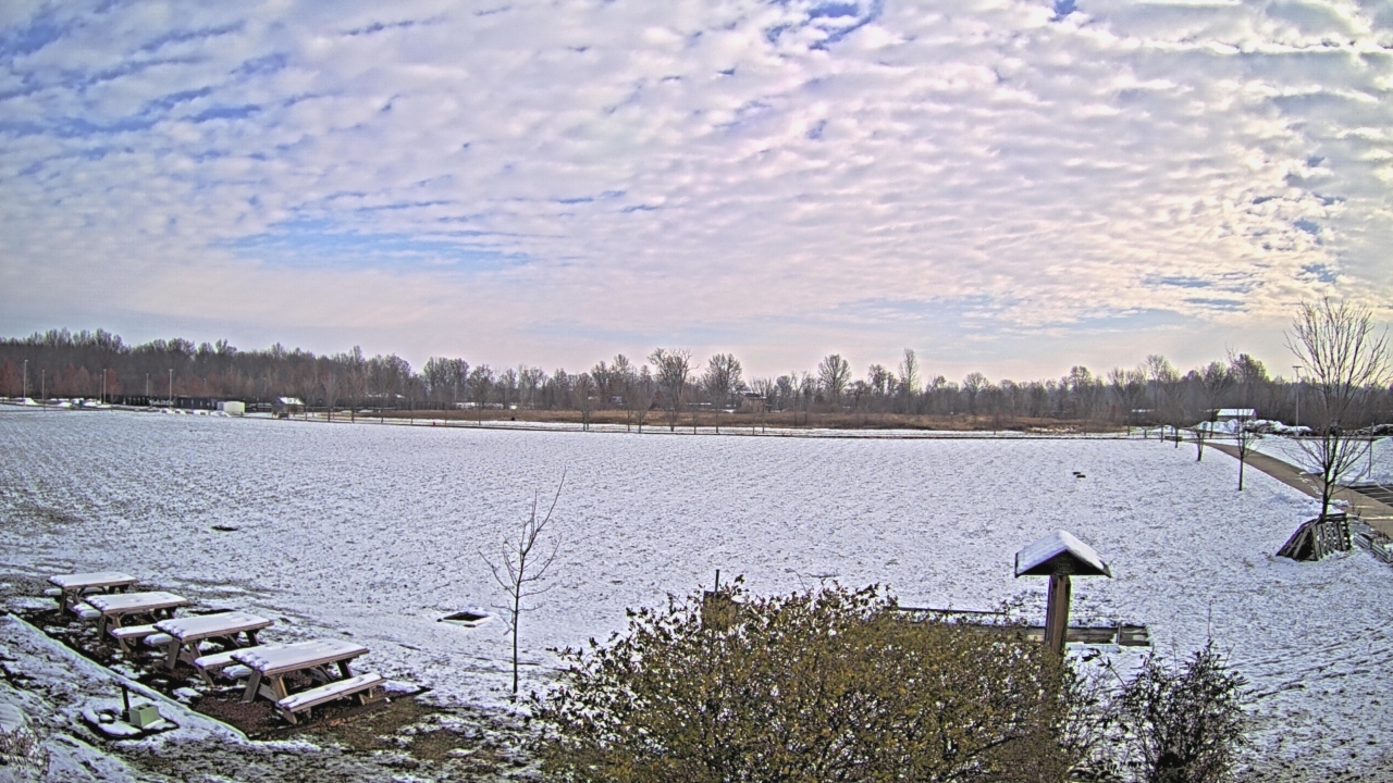 Thumbnail for current weather camera view from Summit Road STEM Elementary in Reynoldsburg, Ohio