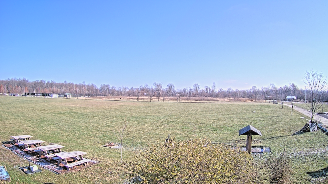 Thumbnail for current weather camera view from Summit Road STEM Elementary in Reynoldsburg, Ohio