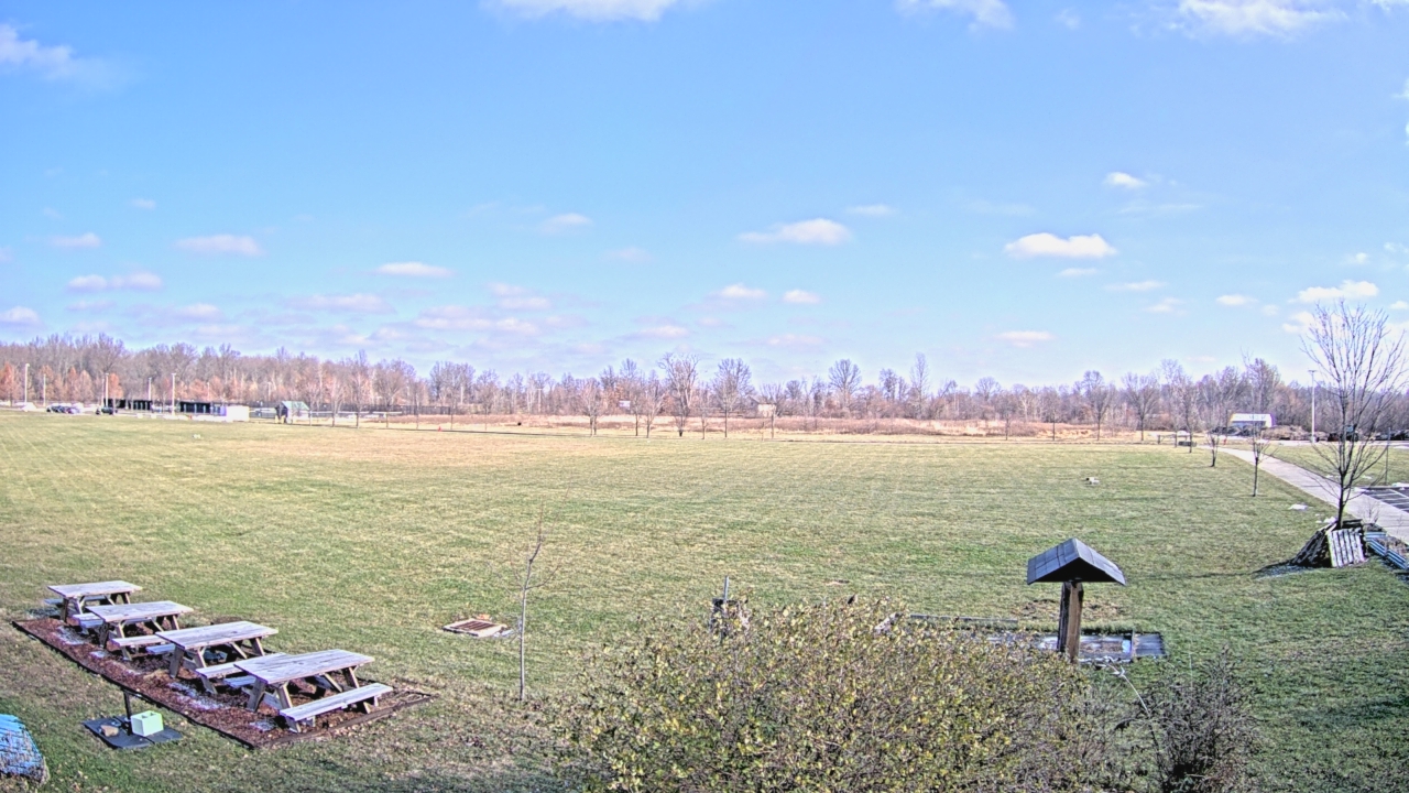Thumbnail for current weather camera view from Summit Road STEM Elementary in Reynoldsburg, Ohio