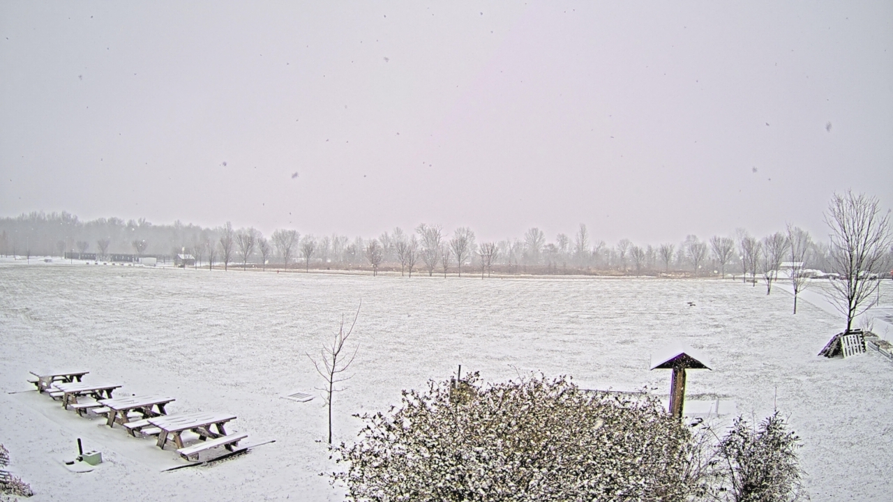 Thumbnail for current weather camera view from Summit Road STEM Elementary in Reynoldsburg, Ohio