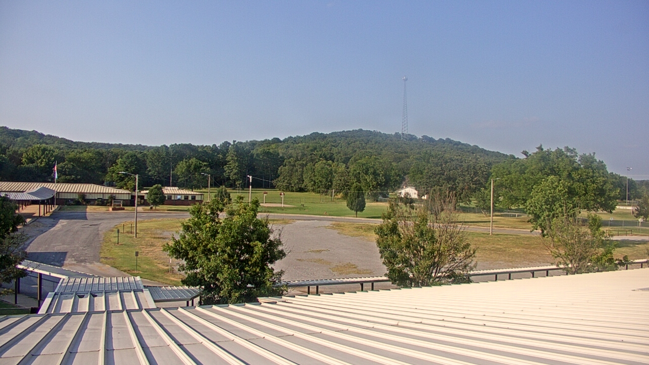 Thumbnail for current weather camera view from Salina HS in Salina, Oklahoma