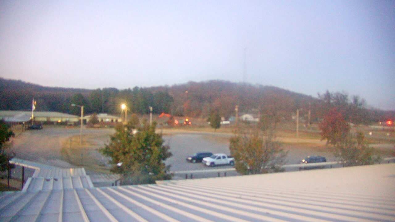 Thumbnail for current weather camera view from Salina HS in Salina, Oklahoma