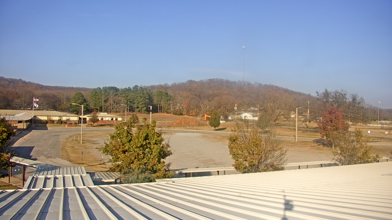 Thumbnail for current weather camera view from Salina HS in Salina, Oklahoma