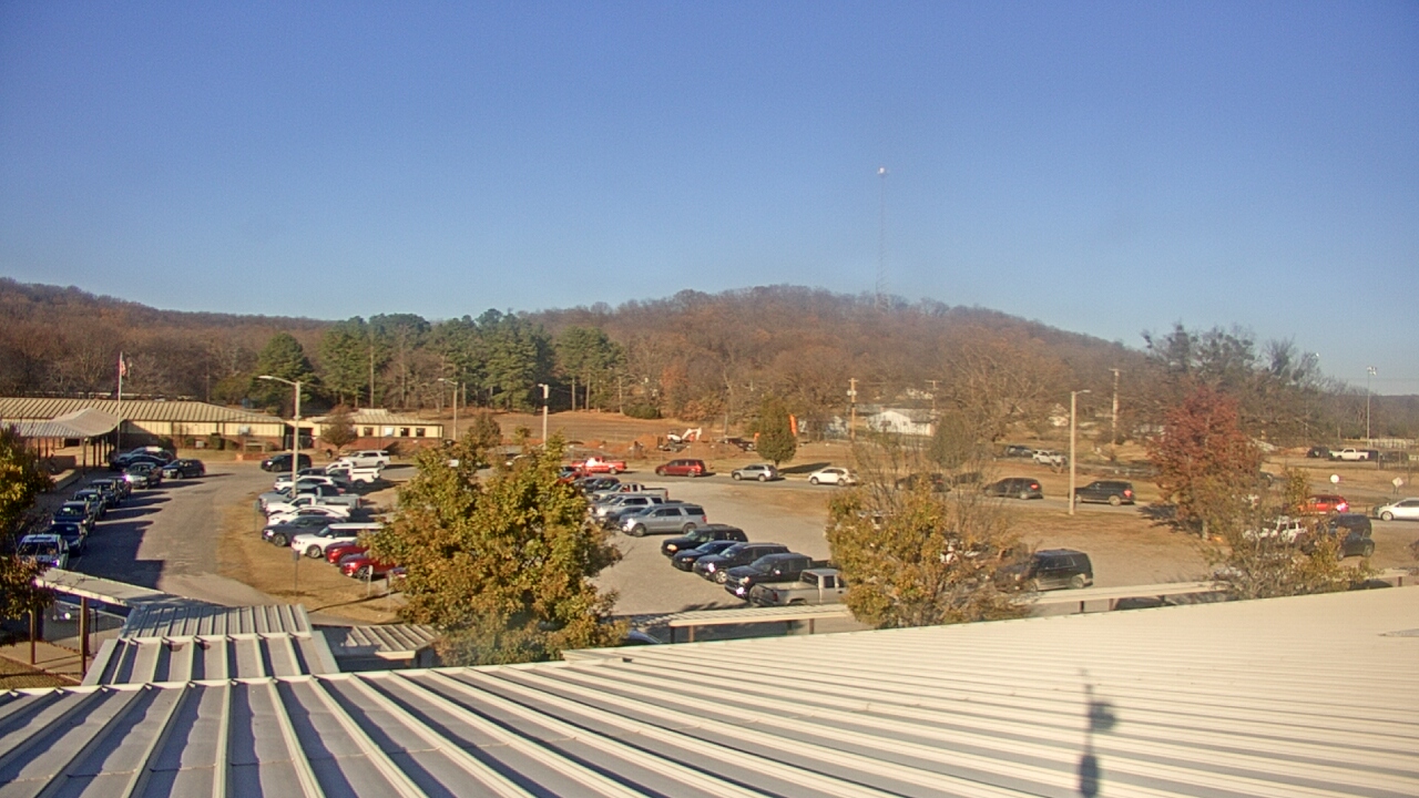 Thumbnail for current weather camera view from Salina HS in Salina, Oklahoma