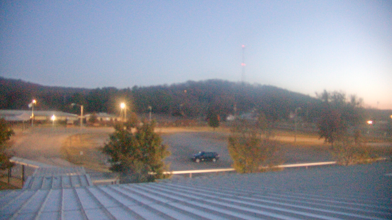 Thumbnail for current weather camera view from Salina HS in Salina, Oklahoma