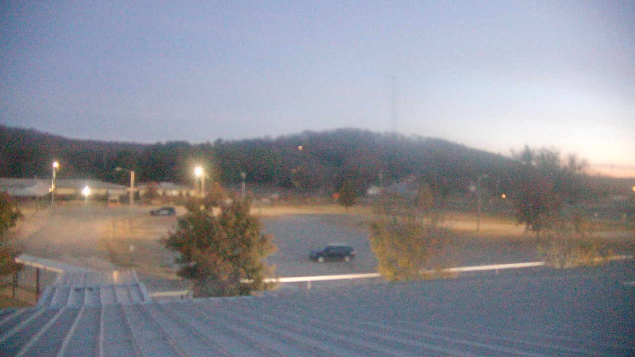 Thumbnail for current weather camera view from Salina HS in Salina, Oklahoma