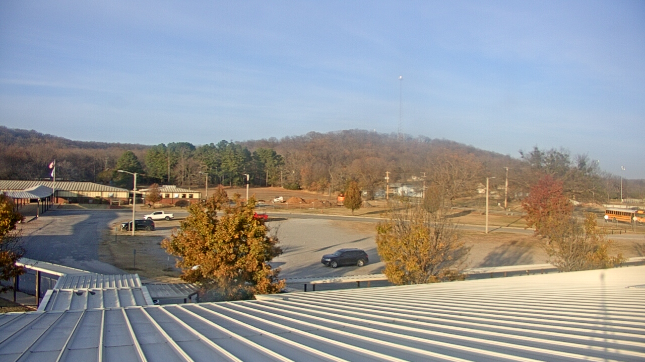 Thumbnail for current weather camera view from Salina HS in Salina, Oklahoma