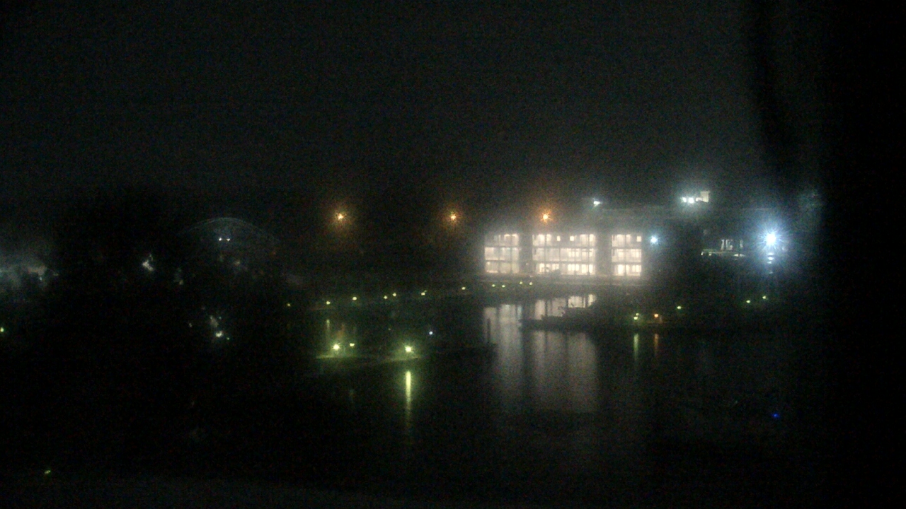 Thumbnail for current weather camera view from Chesapeake Bay Beach Club in Stevensville, Maryland