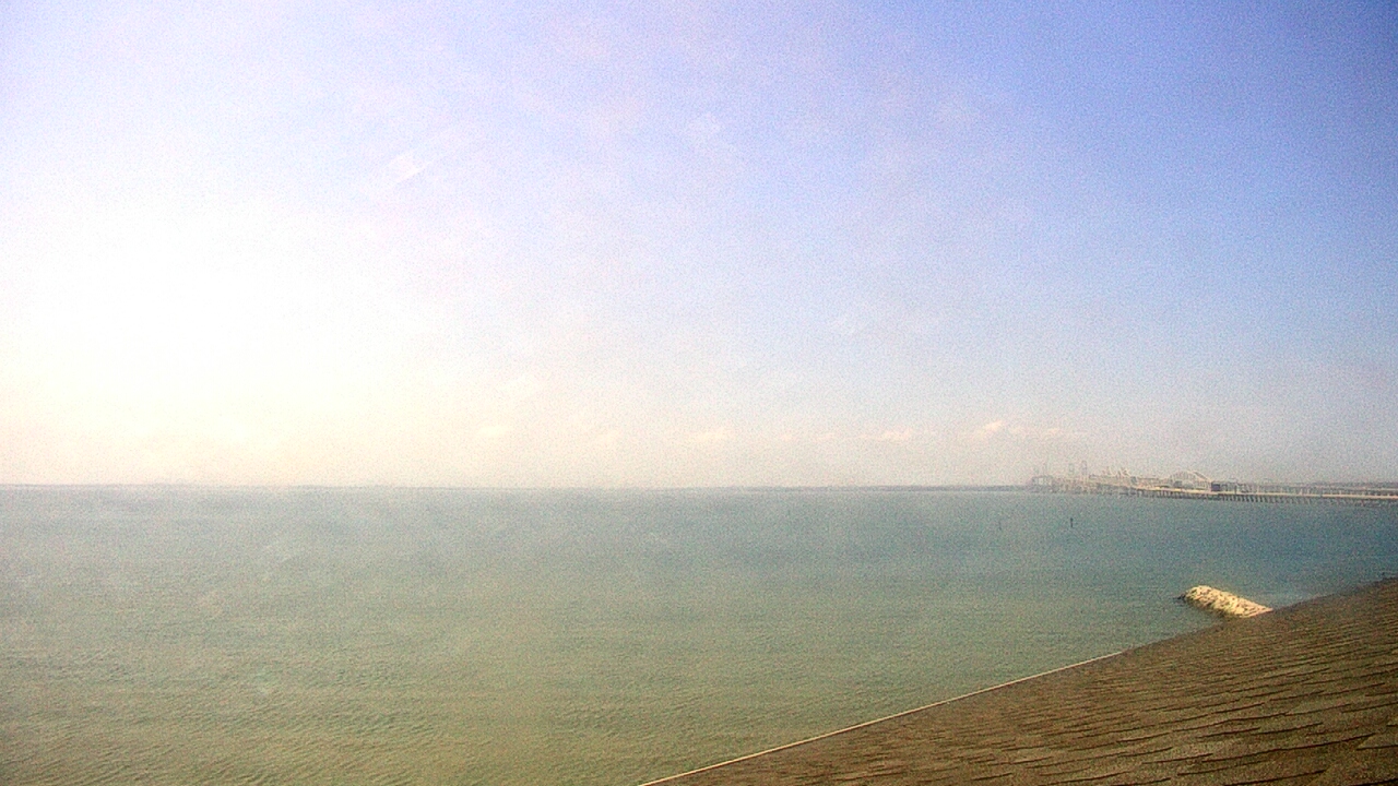 Thumbnail for current weather camera view from Chesapeake Bay Beach Club in Stevensville, Maryland