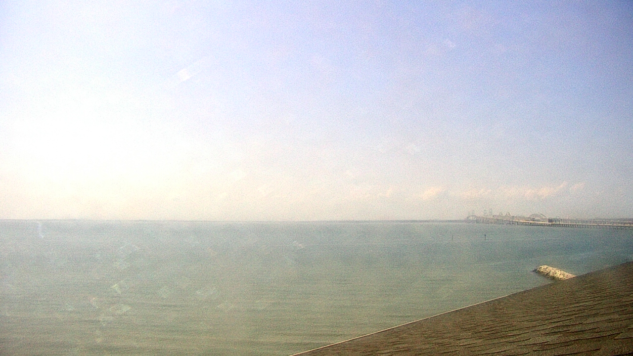 Thumbnail for current weather camera view from Chesapeake Bay Beach Club in Stevensville, Maryland