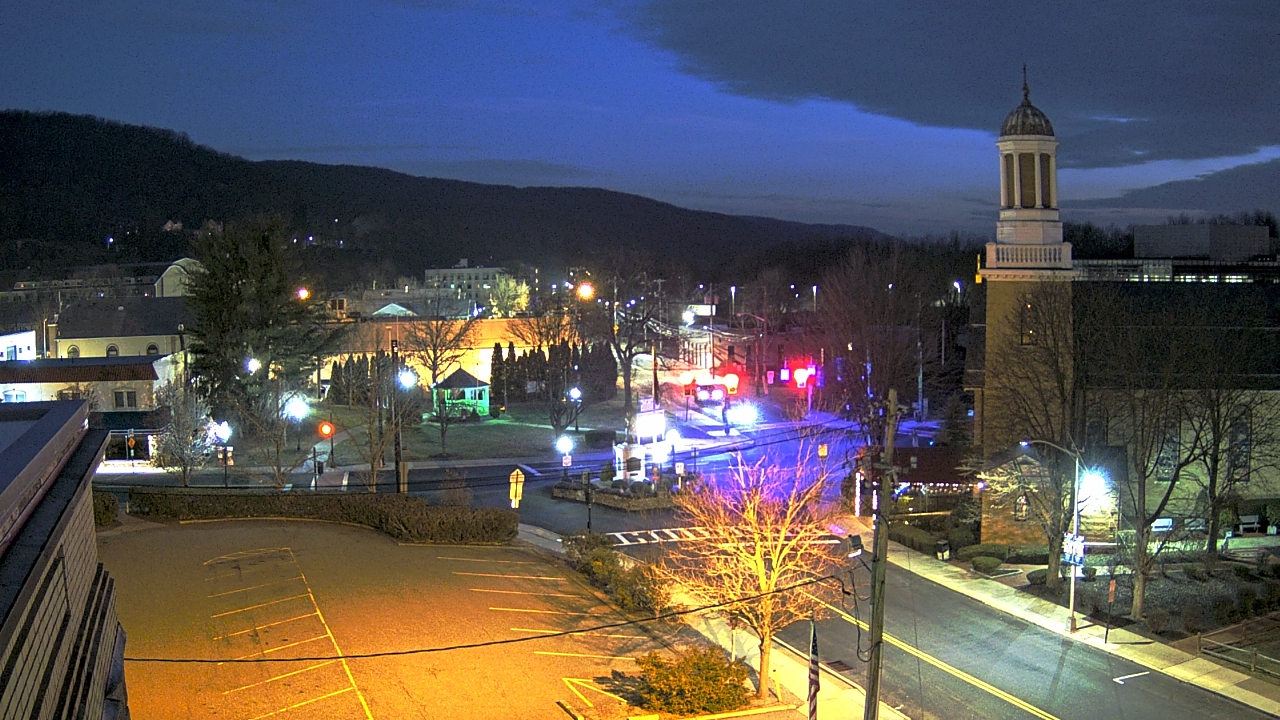 Thumbnail for current weather camera view from Village of Suffern in Mahwah, New Jersey