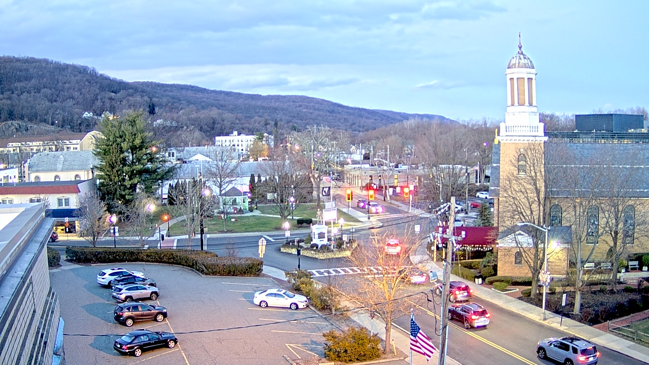 Thumbnail for current weather camera view from Village of Suffern in Mahwah, New Jersey