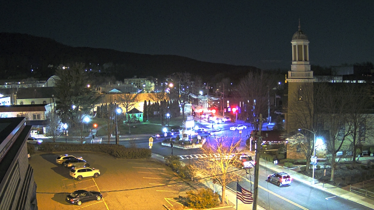 Thumbnail for current weather camera view from Village of Suffern in Mahwah, New Jersey